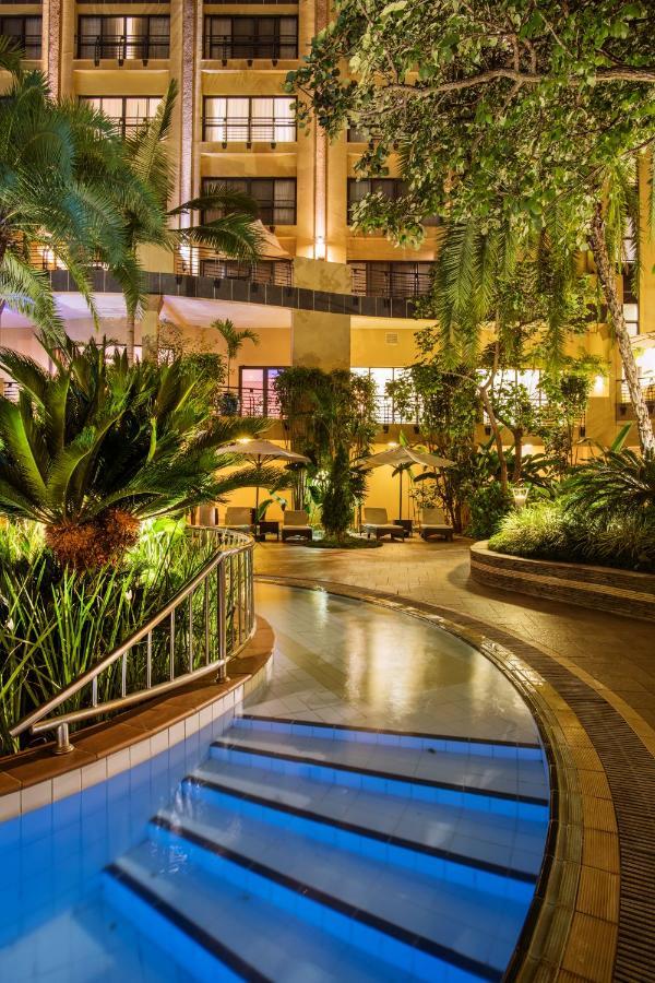 Kigali Serena Hotel Exterior photo